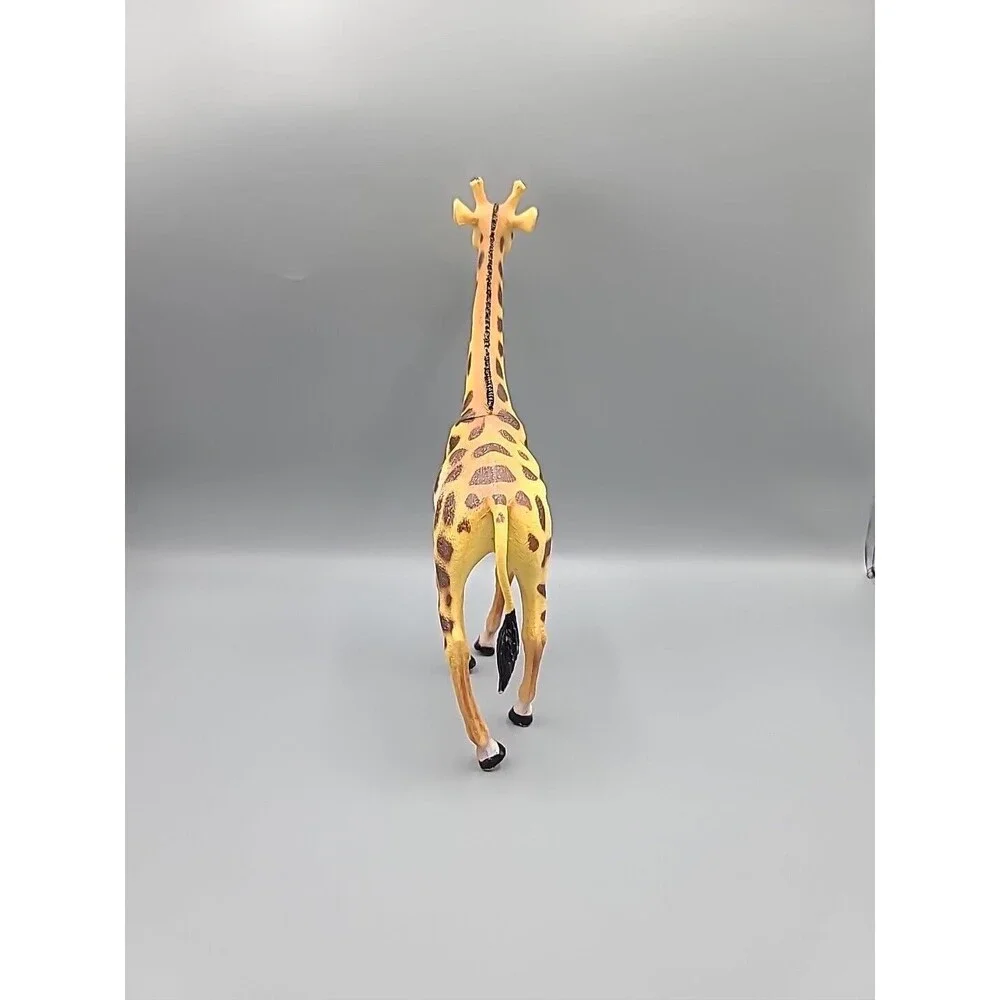 Realistic Giraffe Figure Animal Toy Vintage Plastic